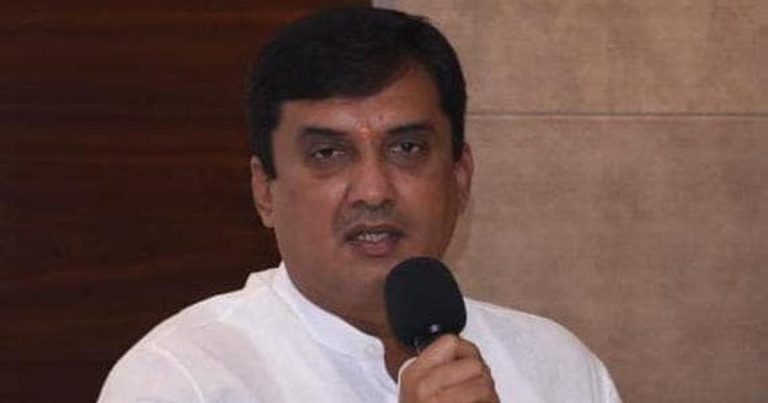 ಕಾಂಗ್ರೆಸ್ ರ‍್ಯಾಲಿಗೆ , ಹೋಗುವ, ಮಹಿಳೆ, ಪೋಟೊ ತೆಗೆದಿಡಿ,ನಾವು ನೋಡಿಕೊಳ್ಳುತ್ತೇವೆ, ಬಿಜೆಪಿ ಸಂಸದ ಬೆದರಿಕೆ, Congress, rally, going, woman, take photo, we will take care, BJP MP threatened,