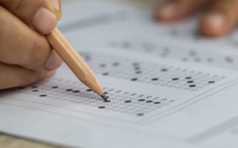 ಎಂಜಿನಿಯರಿಂಗ್ ಸೀಟು ಬ್ಲಾಕಿಂಗ್ ಹಗರಣ; ಕೆಇಎ ಸಿಬ್ಬಂದಿ ಸೇರಿದಂತೆ 10 ಮಂದಿ ಬಂಧನ