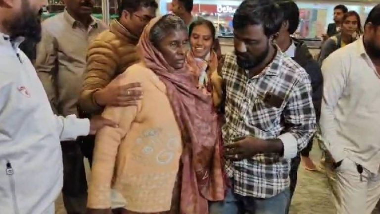 25 ವರ್ಷಗಳಿಂದ ಹಿಮಾಚಲ ವೃದ್ಧಾಶ್ರಮದಲ್ಲಿ ವಾಸ; ಕನ್ನಡಿಗ ಐಪಿಎಸ್ ಅಧಿಕಾರಿಯಿಂದ ಕುಟುಂಬ ಸೇರಿದ ಸಾಕಮ್ಮ