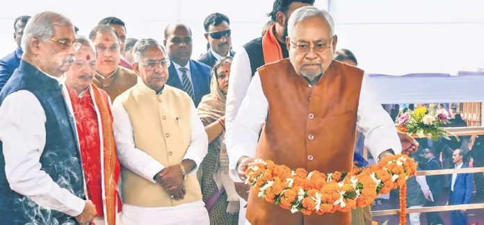 ಮದ್ಯ ನಿಷೇಧ, ಕಾನೂನು, ಪರಿಶೀಲಿಸು, ಬಿಹಾರ ಸಿಎಂ, ನಿತೀಶ್ ಕುಮಾರ್, ವರದಿ, Liquor ban, law, check, Bihar CM, Nitish Kumar, report,