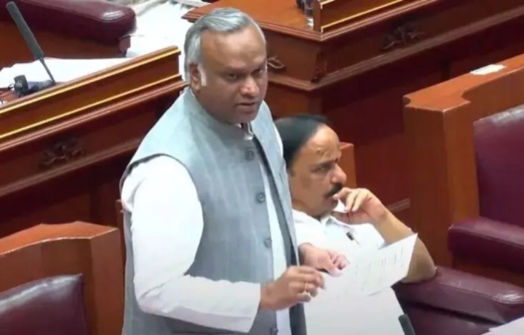 ರಾಜ್ಯಪಾಲರ ಬದಲು ಸಿಎಂ ಕುಲಾಧಿಪತಿ : ಗ್ರಾಮೀಣಾಭಿವೃದ್ಧಿ ಮತ್ತು ಪಂಚಾಯತ್ ರಾಜ್ ವಿವಿ ವಿಧೇಯಕ ಅಂಗೀಕಾರ