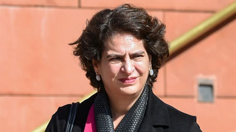 ಕ್ರೌರ್ಯದ ಪರಮಾವಧಿ,ಬಿಹಾರ ವಿದ್ಯಾರ್ಥಿಗಳ, ಲಾಠಿ ಚಾರ್ಜ್, ಪ್ರಿಯಾಂಕಾ, ಟೀಕೆ, The height of cruelty, Bihar students, lathi charge, Priyanka, criticism,