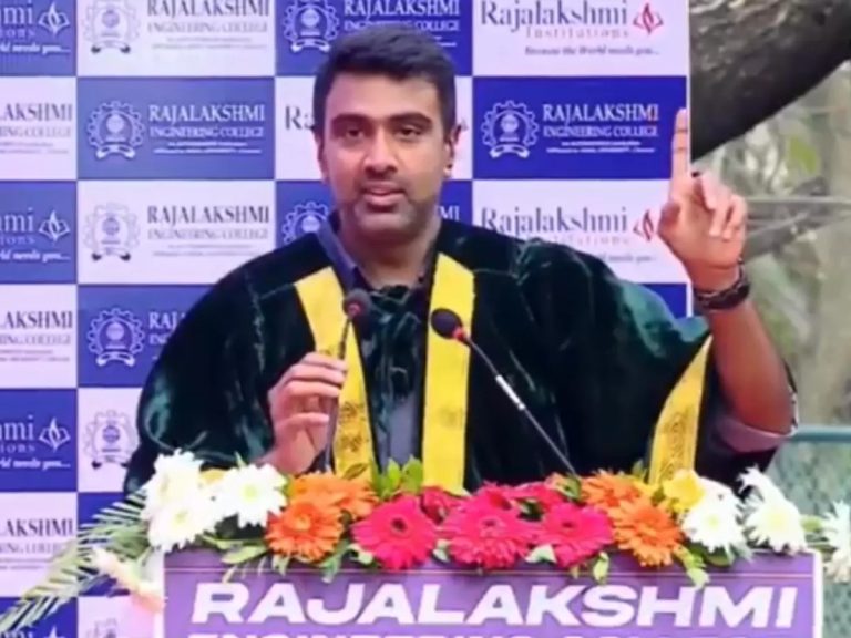 ಹಿಂದಿ ರಾಷ್ಟ್ರೀಯ ಭಾಷೆಯಲ್ಲ, ಅದು ಅಧಿಕೃತ ಭಾಷೆ: ಮಾಜಿ ಕ್ರಿಕೆಟಿಗ ರವಿಚಂದ್ರನ್ ಅಶ್ವಿನ್