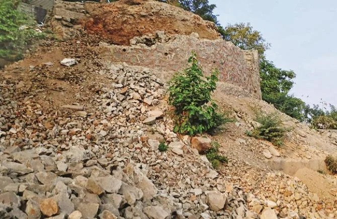 ಮಸೀದಿ, ಸ್ಮಶಾನ ಮತ್ತು ಈದ್ಗಾ ನಂತರ ಕಲ್ಯಾಣ್ ಕೋಟೆಯಲ್ಲಿ ಯಥಾಸ್ಥಿತಿಗೆ ನ್ಯಾಯಾಲಯದ ಆದೇಶ