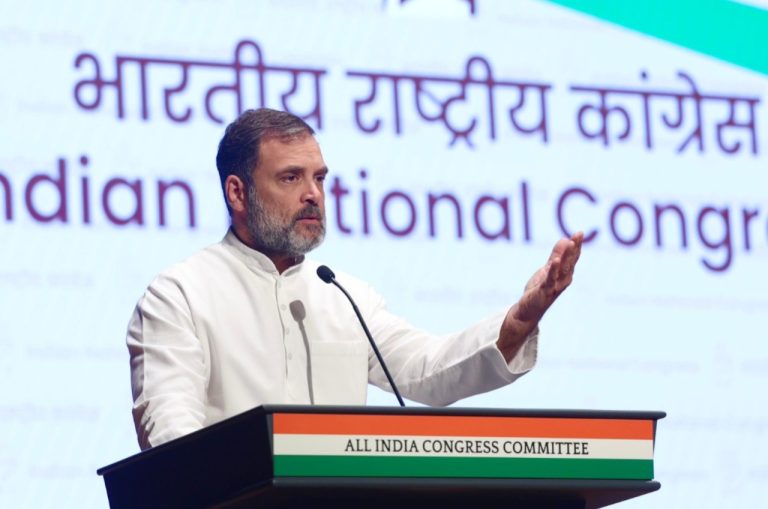 ಭಾರತದ ಸ್ವಾತಂತ್ರ್ಯ ಕುರಿತ ಭಾಗವತ್ ಹೇಳಿಕೆ ‘ದೇಶದ್ರೋಹಕ್ಕೆ ಸಮ’ : ರಾಹುಲ್ ಗಾಂಧಿ