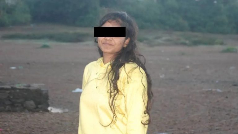 ಆನೇಕಲ್| ಕೆರೆಯಲ್ಲಿ ಮುಳುಗಿ ಯುವತಿ ಸಾವು; ಮರ್ಯಾದೆಗೇಡು ಹತ್ಯೆ ಶಂಕೆ