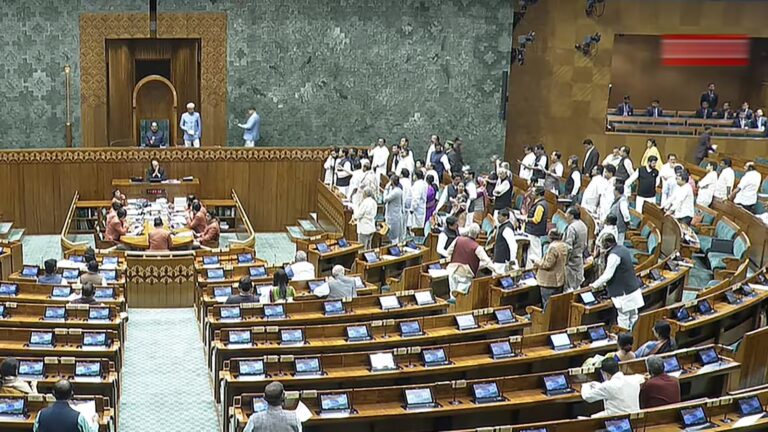 ’86 ದೇಶಗಳ ಜೈಲಿನಲ್ಲಿ 10,152 ಭಾರತೀಯರು..’; ಸಂಸತ್ತಿನಲ್ಲಿ ಕೇಂದ್ರ ಸರ್ಕಾರದಿಂದ ಮಾಹಿತಿ