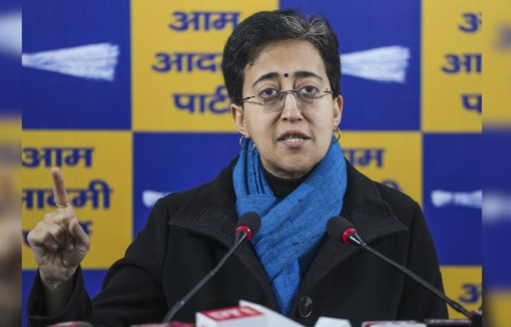 ಎಫ್‌ಐಆರ್ ದಾಖಲಿಸಿದ ಪೊಲೀಸರು : ಚು. ಆಯೋಗ ‘ಪಕ್ಷಪಾತಿ’ ಎಂದ ದೆಹಲಿ ಸಿಎಂ ಅತಿಶಿ