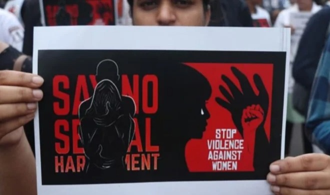 ವಿದ್ಯಾರ್ಥಿನಿ ಮೇಲೆ ಸಾಮೂಹಿಕ ಅತ್ಯಾಚಾರ ಆರೋಪ : ಮೂವರು ಶಿಕ್ಷಕರ ಬಂಧನ