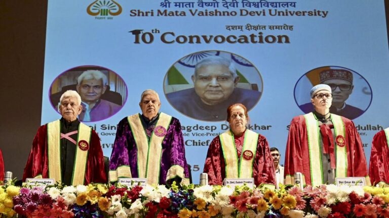 370ನೇ ವಿಧಿಯನ್ನು ಅಂಬೇಡ್ಕರ್ ಯಾಕೆ ಸೇರಿಸಿದರೆಂದು ಇತಿಹಾಸ ತಿಳಿಯಿರಿ: ಉಪರಾಷ್ಟ್ರಪತಿ ಧನ್ಕರ್