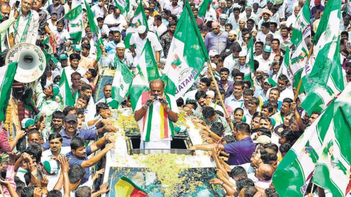 ಮೇ, ಬೃಹತ್ ಸಮಾವೇಶ, ಯೋಜನೆ ರೂಪಿಸು, ಜೆಡಿಎಸ್, May, grand convention, plan, JDS, ಮೇ ವೇಳೆಗೆ ಬೃಹತ್ ಸಮಾವೇಶಕ್ಕೆ ಯೋಜನೆ ರೂಪಿಸುತ್ತಿರುವ ಜೆಡಿಎಸ್!