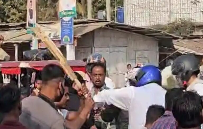 ಅಸ್ಸಾಂ | ಸಂಸದನಿಗೆ ಬ್ಯಾಟ್‌ನಿಂದ ಹಲ್ಲೆ : ಸರ್ಕಾರಿ ಯೋಜಿತ ಕೃತ್ಯ ಎಂದ ಕಾಂಗ್ರೆಸ್ ; ವಿಧಾನಸಭೆಯಲ್ಲಿ ಕೋಲಾಹಲ