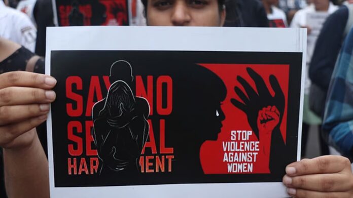 ಉತ್ತರ ಪ್ರದೇಶ, ಮನೆಗೆ ಮರಳು, ಅಪ್ರಾಪ್ತ ಕಾಲೇಜು, ವಿದ್ಯಾರ್ಥಿನಿ, ಅತ್ಯಾಚಾರ, Uttar Pradesh, return home, minor college, student, rape,