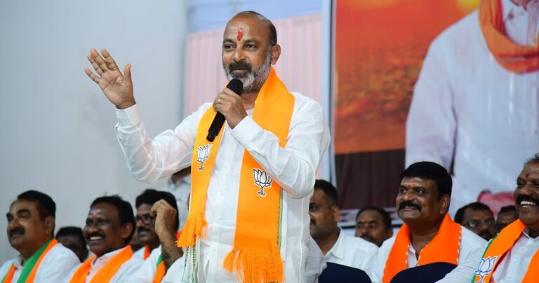 ಕ್ರಿಕೆಟಿನಲ್ಲಿ ಭಾರತ ಗೆಲ್ಲಬೇಕಾದರೆ ಬಿಜೆಪಿಗೆ ಮತ ಹಾಕಬೇಕು…: ಕೇಂದ್ರ ರಾಜ್ಯ ಖಾತೆ ಸಚಿವ ಬಂಡಿ ಸಂಜಯ್ ಹೇಳಿಕೆಗೆ ವಿರೋಧ