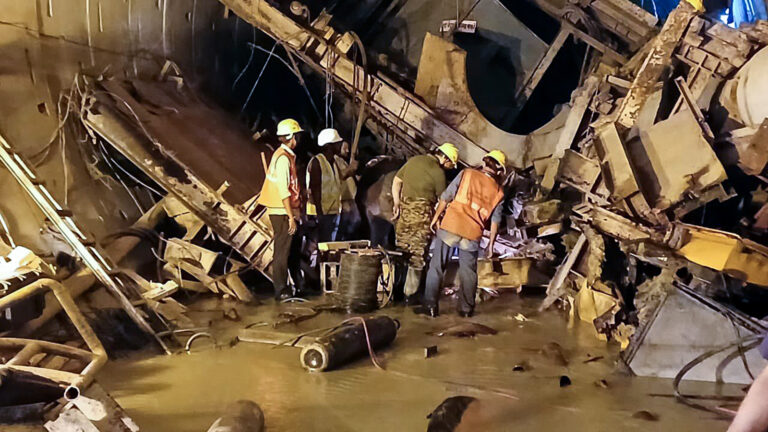 ತೆಲಂಗಾಣ ಸುರಂಗ ಕುಸಿತ| ಒಂದು ಶವವನ್ನು ಹೊರತೆಗೆದ ರಕ್ಷಣಾ ತಂಡ; ಫೆ.22ರಿಂದ ಸಿಲುಕಿರುವ ಕಾರ್ಮಿಕರು