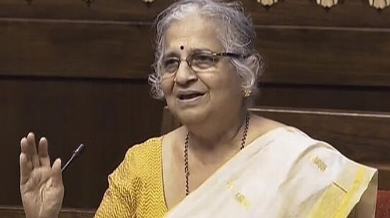 ‘ನನಗೆ ಏಳೆಂಟು ಭಾಷೆಗಳು ಗೊತ್ತು’ ; ತ್ರಿಭಾಷಾ ನೀತಿ ಬೆಂಬಲಿಸಿದ ಸುಧಾಮೂರ್ತಿ