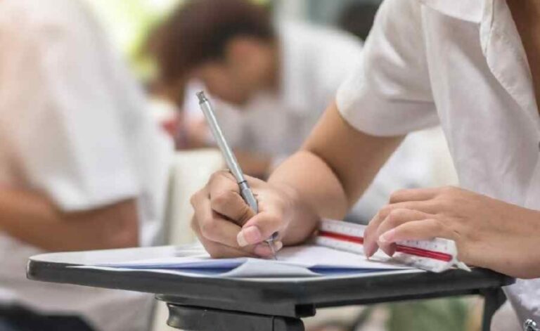 ಬೆಳ್ತಂಗಡಿ | ಶೇ.100 ಫಲಿತಾಂಶದ ಗೀಳು: ಇಬ್ಬರು ವಿದ್ಯಾರ್ಥಿನಿಯರಿಗೆ ಎಸ್‌ಎಸ್‌ಎಲ್‌ಸಿ ಪರೀಕ್ಷೆ ಬರೆಯಲು ಬಿಡದ ಪದ್ಮುಂಜ ಸರ್ಕಾರಿ ಶಾಲೆ ಶಿಕ್ಷಕರು; ಆರೋಪ