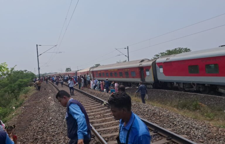 ಒಡಿಶಾ | ಹಳಿ ತಪ್ಪಿದ ಬೆಂಗಳೂರು- ಕಾಮಾಕ್ಯ ಎಕ್ಸ್‌ಪ್ರೆಸ್‌ ರೈಲು