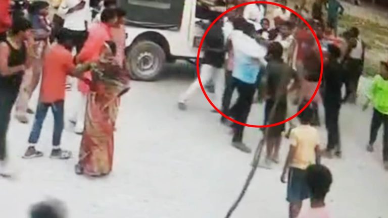 ಬಿಹಾರ| ಕುಡುಕನನ್ನು ಬಂಧಿಸಲು ತೆರಳಿದ ಪೊಲೀಸರ ಮೇಲೆ ಹಲ್ಲೆ ನಡೆಸಿದ ಗ್ರಾಮಸ್ಥರು