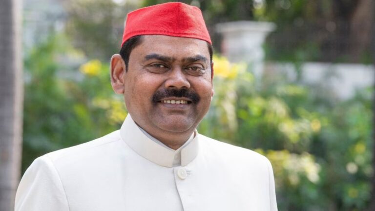 ನಮ್ಮ ದೇವರು-ದೇವತೆಗಳು ಅಷ್ಟೊಂದು ಶಕ್ತಿಶಾಲಿಗಳಲ್ಲ: ಸಮಾಜವಾದಿ ಶಾಸಕ ಇಂದ್ರಜೀತ್ ಸರೋಜ್