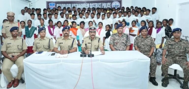 ತೆಲಂಗಾಣ| 20 ಮಹಿಳೆಯರು ಸೇರಿದಂತೆ 86 ಮಾವೋವಾದಿಗಳ ಶರಣಾಗತಿ