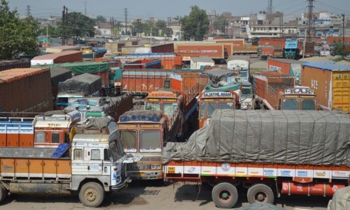 ರಾಜ್ಯ ಸರ್ಕಾರ, ಸಾರಿಗೆದಾರರ ಅನಿರ್ದಿಷ್ಟಾವಧಿ ಮುಷ್ಕರ, ಆರಂಭ, ರಾಜ್ಯ ಸರ್ಕಾರದ, indefinite strike of transport workers, beginning, state government,