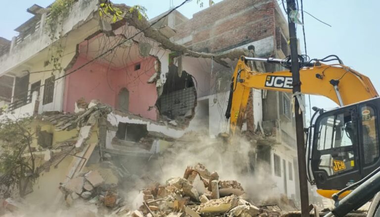 ‘ಸುಪ್ರೀಂ ಕೋರ್ಟ್ ನಿರ್ದೇಶನಗಳ ಬಗ್ಗೆ ಅರಿವಿರಲಿಲ್ಲ’: ಆರೋಪಿಗಳ ಮನೆ ಕೆಡವಿದ್ದಕ್ಕೆ ಹೈಕೋರ್ಟ್‌ ಮುಂದೆ ಕ್ಷಮೆಯಾಚಿಸಿದ ನಾಗ್ಪುರ ಪಾಲಿಕೆ