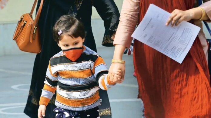 1ನೇ ತರಗತಿ, ಪ್ರವೇಶ, ವಯಸ್ಸಿನ ಮಿತಿ, 5.5ವರ್ಷ, ಇಳಿಸು, ರಾಜ್ಯ ಸರ್ಕಾರ, 1st class, admission, age limit, 5.5 years, reduce, state government,