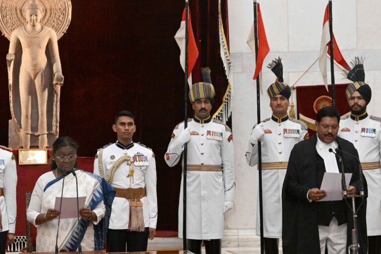 ಭಾರತದ ಮುಖ್ಯ ನ್ಯಾಯಮೂರ್ತಿಯಾಗಿ ಪ್ರಮಾಣ ವಚನ ಸ್ವೀಕರಿಸಿದ ಎರಡನೇ ದಲಿತ ನ್ಯಾಯಮೂರ್ತಿ ಬಿ.ಆರ್. ಗವಾಯಿ