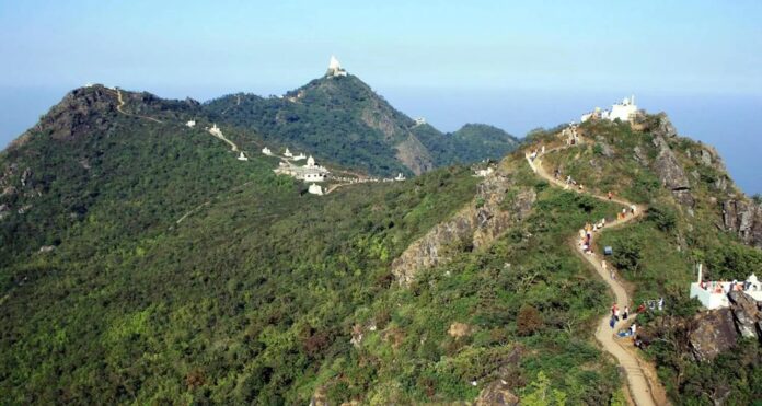 ಪಾರಸ್‌ನಾಥ್ ಬೆಟ್ಟ, ಜೈನ, ಪವಿತ್ರ, ಮದ್ಯ, ಮಾಂಸಾಹಾರ, ಪ್ರವಾಸೋದ್ಯಮ, ಜಾರ್ಖಂಡ್ ಹೈಕೋರ್ಟ್, parasnath hill, jain, sacred, alcohol, meat, tourism, jharkhand high court,