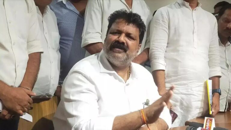 'ನಕಲಿ' ಎಸ್‌ಸಿ ಪ್ರಮಾಣಪತ್ರದ ಮೂಲಕ ಜಿ.ಪಂ. ಉಪಾಧ್ಯಕ್ಷ ಸ್ಥಾನ ಗಿಟ್ಟಿಕೊಂಡಿದ್ದ ಸಚಿವ ಮಂಕಾಳ ವೈದ್ಯ; ಸಿಬಿಐ ತನಿಖೆಗೆ ಆಗ್ರಹಿಸಿ ರಾಜ್ಯಪಾಲರಿಗೆ ದೂರು, ನಕಲಿ ಜಾತಿ ಪ್ರಮಾಣಪತ್ರ, ಎಸ್‌ಸಿ ಪ್ರಮಾಣಪತ್ರ, ಜಿ.ಪಂ. ಉಪಾಧ್ಯಕ್ಷ, ಸಚಿವ ಮಂಕಾಳ ವೈದ್ಯ, ಸಿಬಿಐ ತನಿಖೆ, ರಾಜ್ಯಪಾಲ, Fake caste certificate, SC certificate, G.P. Vice President, Minister Mankala Vaidya, CBI investigation, Governor,