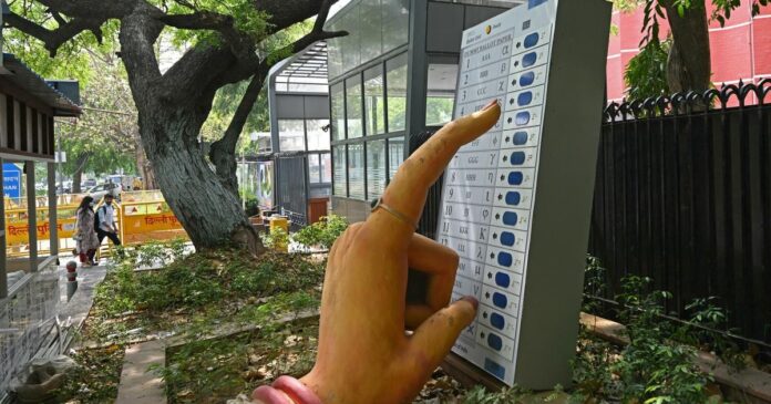 ಭದ್ರತಾ ಉಲ್ಲಂಘನೆ | ಪಶ್ಚಿಮ ಬಂಗಾಳದ ಮತದಾರರು ಪಟ್ಟಿಯಿಂದ ಡಿಲೀಟ್!, Security breach | West Bengal voters deleted from list!, ಭದ್ರತಾ ಉಲ್ಲಂಘನೆ, ಪಶ್ಚಿಮ ಬಂಗಾಳ, ಮತದಾರ, ಪಟ್ಟಿ, ಡಿಲೀಟ್, Security breach, West Bengal, voter, list, deletion,