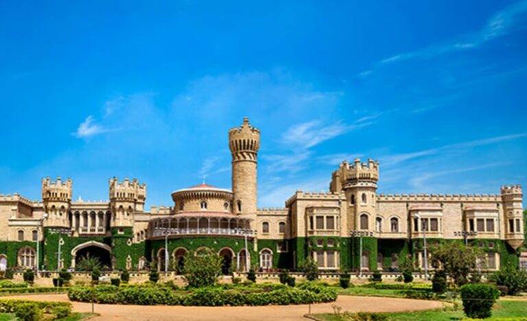 ಅರಮನೆ ಮೈದಾನ ವಿವಾದ: ಮೈಸೂರು ರಾಜವಂಶಸ್ಥರಿಗೆ 3,400 ಕೋಟಿ ರೂ. ಟಿಡಿಆರ್ ಹಸ್ತಾಂತರಿಸಲು ರಾಜ್ಯ ಸರ್ಕಾರಕ್ಕೆ ಸುಪ್ರೀಂ ಕೋರ್ಟ್‌ ಆದೇಶ