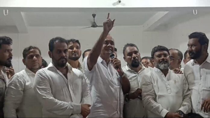 ಮಂಗಳೂರು | ಕಾಂಗ್ರೆಸ್‌ಗೆ ಸಾಮೂಹಿಕ ರಾಜೀನಾಮೆ ಘೋಷಿಸಿದ ಪಕ್ಷದ ಮುಸ್ಲಿಂ ಮುಖಂಡರು Mangaluru | Muslim leaders of the Congress party announce mass resignation, ಮಂಗಳೂರು, ಕಾಂಗ್ರೆಸ್‌, ಸಾಮೂಹಿಕ ರಾಜೀನಾಮೆ, ಘೋಷಣೆ, ಮುಸ್ಲಿಂ ಮುಖಂಡರು, Mangalore, Congress, mass resignation, announcement, Muslim leaders,