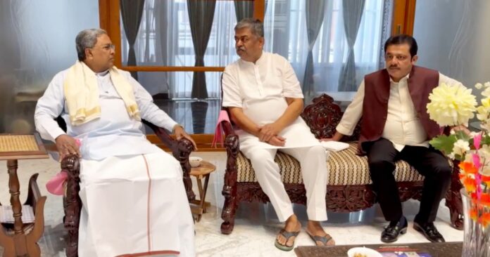 ಮಂಗಳೂರು ಹದಗೆಟ್ಟ ಪರಿಸ್ಥಿತಿ ಹಿನ್ನಲೆ | ಸ್ಪೀಕರ್ ಯುಟಿ ಖಾದರ್, ಉಸ್ತುವಾರಿ ಸಚಿವ ಗುಂಡೂರಾವ್‌ರನ್ನು ಹೊರಗಿಟ್ಟು ಸಭೆ ನಡೆಸಿದ ಸಿಎಂ The situation in Mangaluru has worsened | CM held a meeting excluding Speaker UT Khader and in-charge Minister Gundu Rao, ಮಂಗಳೂರು, ಹದಗೆಟ್ಟ ಪರಿಸ್ಥಿತಿ, ಸ್ಪೀಕರ್ ಯುಟಿ ಖಾದರ್, ಉಸ್ತುವಾರಿ ಸಚಿವ, ಗುಂಡೂರಾವ್‌, ಸಭೆ, ಸಿಎಂ, Mangaluru, deteriorating situation, Speaker UT Khader, in-charge minister, Gundu Rao, meeting, CM,