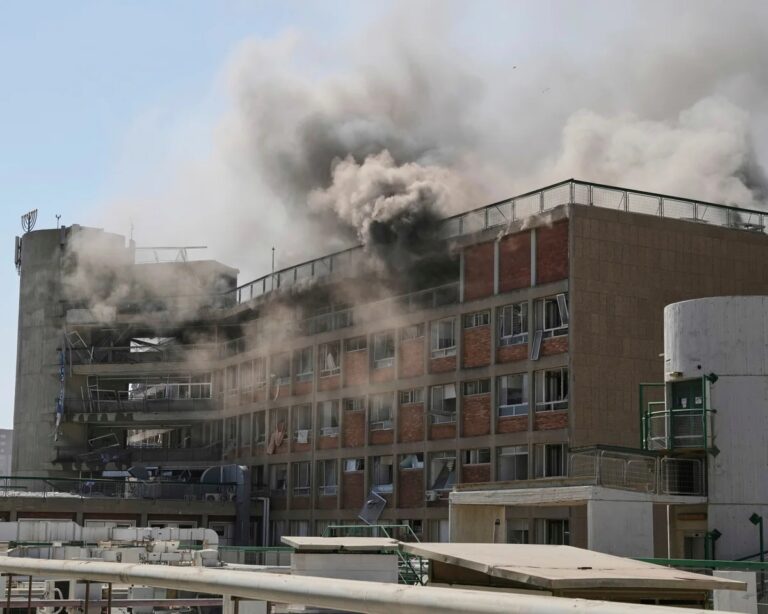 ಇಸ್ರೇಲ್‌ನ ಆಸ್ಪತ್ರೆ ಮೇಲೆ ಇರಾನ್‌ನಿಂದ ಕ್ಷಿಪಣಿ ದಾಳಿ; ರೋಗಿಗಳು-ಸಿಬ್ಬಂದಿಗೆ ಗಂಭೀರ ಗಾಯ