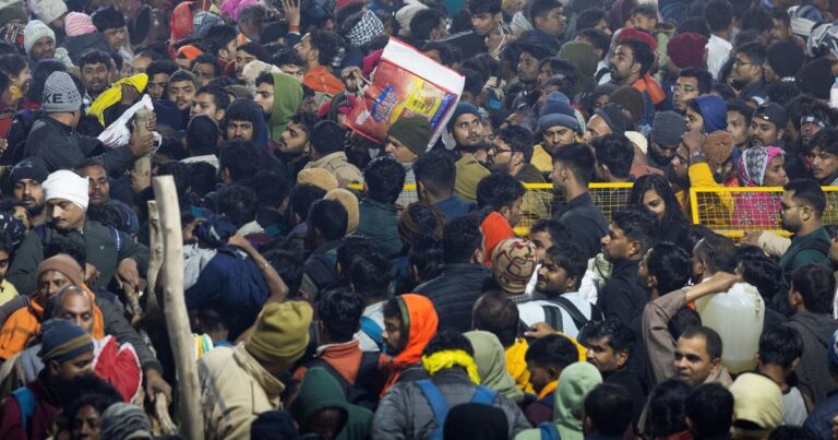 ಕುಂಭಮೇಳ ಕಾಲ್ತುಳಿತ ಸಾವಿನ ಸಂಖ್ಯೆ ಮರೆಮಾಚಿದ ವಿವಾದ | ಬಿಜೆಪಿ ವಿರುದ್ಧ ವಿಪಕ್ಷಗಳ ಆಕ್ರೊಶ Controversy over hiding the number of deaths in the Kumbh Mela stampede | Opposition parties' anger against BJP, ಕುಂಭಮೇಳ ಕಾಲ್ತುಳಿತ, ಮರೆಮಾಚು, ವಿವಾದ, ಬಿಜೆಪಿ, ವಿಪಕ್ಷ, ಆಕ್ರೊಶ, Kumbh Mela stampede, cover-up, controversy, BJP, opposition, outrage,