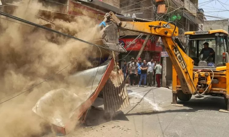 ಬಾಟ್ಲಾ ಹೌಸ್ ಧ್ವಂಸ ವಿರುದ್ಧದ ಅಮಾನತುಲ್ಲಾ ಖಾನ್ ಅರ್ಜಿ ತಿರಸ್ಕರಿಸಿದ ದೆಹಲಿ ಹೈಕೋರ್ಟ್