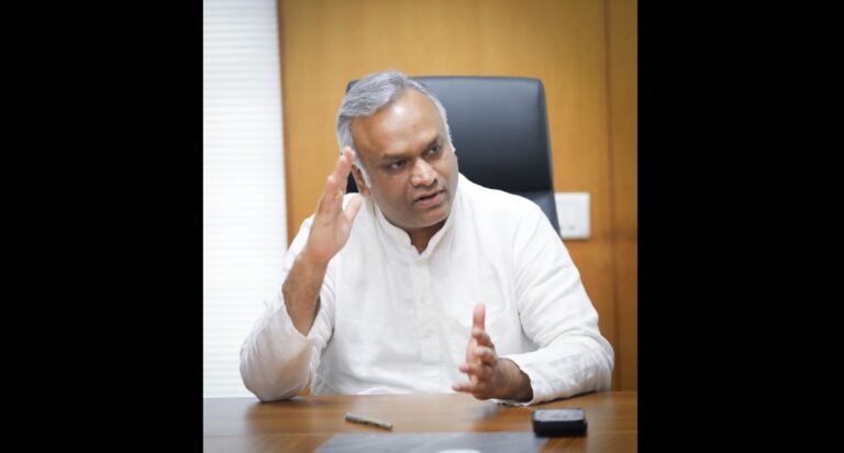 ಅಮೆರಿಕ ಭೇಟಿಗೆ ಕೇಂದ್ರ ಅನುಮತಿ ನಿರಾಕರಣೆ | ಸ್ಪಷ್ಟೀಕರಣ ಕೇಳಿ ಪತ್ರ ಬರೆದ ಪ್ರಿಯಾಂಕ್‌ ಖರ್ಗೆ Centre denies permission for US visit | Priyank Kharge writes letter seeking clarification, ಅಮೆರಿಕ ಭೇಟಿ, ಕೇಂದ್ರ ಸರ್ಕಾರ, ಅನುಮತಿ ನಿರಾಕರಣೆ, ಸ್ಪಷ್ಟೀಕರಣ, ಪತ್ರ ಬರೆ, ಪ್ರಿಯಾಂಕ್‌ ಖರ್ಗೆ, US visit, Central Government, Denial of permission, Clarification, Letter writing, Priyank Kharge,