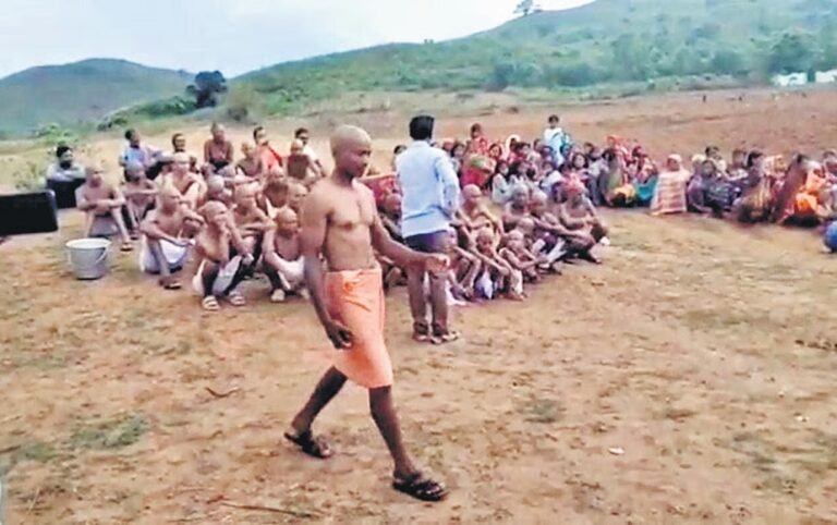 ಅಂತರ್ಜಾತಿ ಮದುವೆಗೆ ವಿರೋಧ: ತಲೆ ಬೋಳಿಸಿಕೊಂಡ ಯುವತಿ ಕುಟುಂಬದ 40 ಸದಸ್ಯರು!