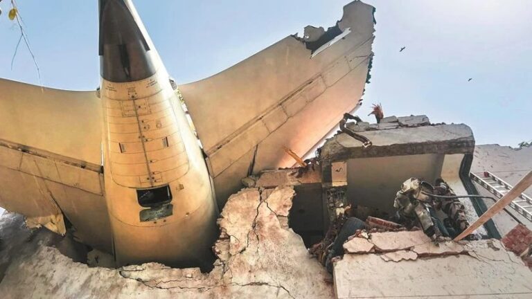 ಏರ್‌ ಇಂಡಿಯಾ ವಿಮಾನ ದುರಂತ: ಇಂಧನ ಪೂರೈಸುವ ಸ್ವಿಚ್ ಕಡಿತದಿಂದಲೇ ಅಪಘಾತ; ಪ್ರಾಥಮಿಕ ವರದಿ ಹೇಳಿದ್ದೇನು?