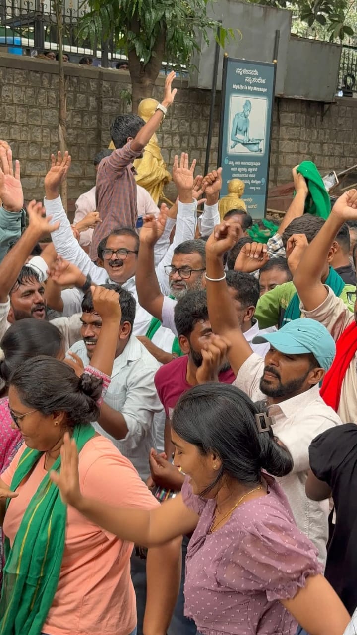 ದೇವನಹಳ್ಳಿ ಗೆಲುವು ಪ್ರಜಾಪ್ರಭುತ್ವದ ವಿಜಯ: ಸಂಯುಕ್ತ ಕಿಸಾನ್ ಮೋರ್ಚಾದಿಂದ ಅಭಿನಂದನೆ, ದೇಶಾದ್ಯಂತ ವಿಜಯೋತ್ಸವ ಆಚರಣೆಗೆ ಕರೆ