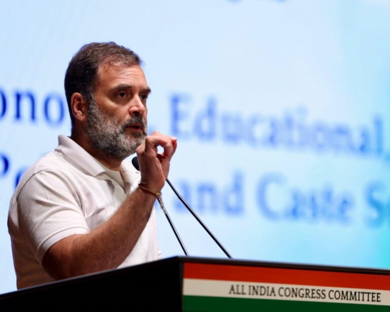 ಉನ್ನತ ಶಿಕ್ಷಣದಲ್ಲಿ STಯ 83%, SCಯ 60% ಪ್ರಾಧ್ಯಾಪಕ ಹುದ್ದೆಗಳನ್ನು ಉದ್ದೇಶಪೂರ್ವಕ ಖಾಲಿ ಬಿಡಲಾಗಿದೆ: ರಾಹುಲ್ ಗಾಂಧಿ