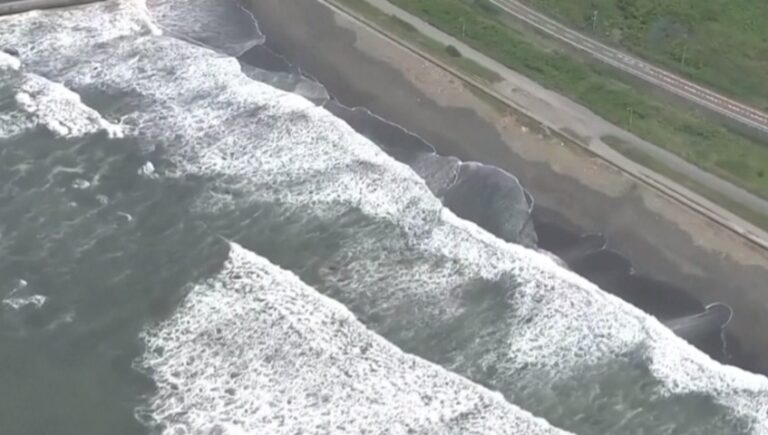 ಪ್ರಬಲ ಭೂಕಂಪ: ರಷ್ಯಾ, ಜಪಾನ್‌ ಕರಾವಳಿಗೆ ಅಪ್ಪಳಿಸಿದ ಸುನಾಮಿ