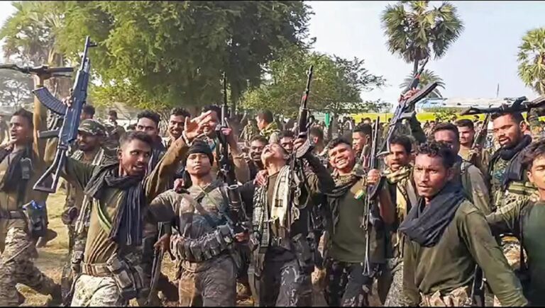 ಆದಿವಾಸಿಗಳ ಮೇಲೆ ನಡೆಯುತ್ತಿರುವ ‘ಆಪರೇಷನ್ ಖಗಾರ್’ ಯುದ್ದ ನಿಲ್ಲಿಸಿ: ಆದಿವಾಸಿಗಳ ಮೇಲಿನ ಯುದ್ಧ ವಿರೋಧಿ ಕರ್ನಾಟಕ ಜನತೆಯ ಒಕ್ಕೂಟ ಆಗ್ರಹ