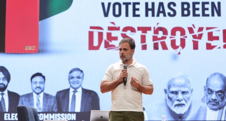 ಮತಗಳ್ಳತನ ವಿರುದ್ಧ ಅಭಿಯಾನ ಆರಂಭಿಸಿದ ಕಾಂಗ್ರೆಸ್: ಡಿಜಿಟಲ್ ಮತದಾರರ ಪಟ್ಟಿ ನೀಡಲು ಆಗ್ರಹ