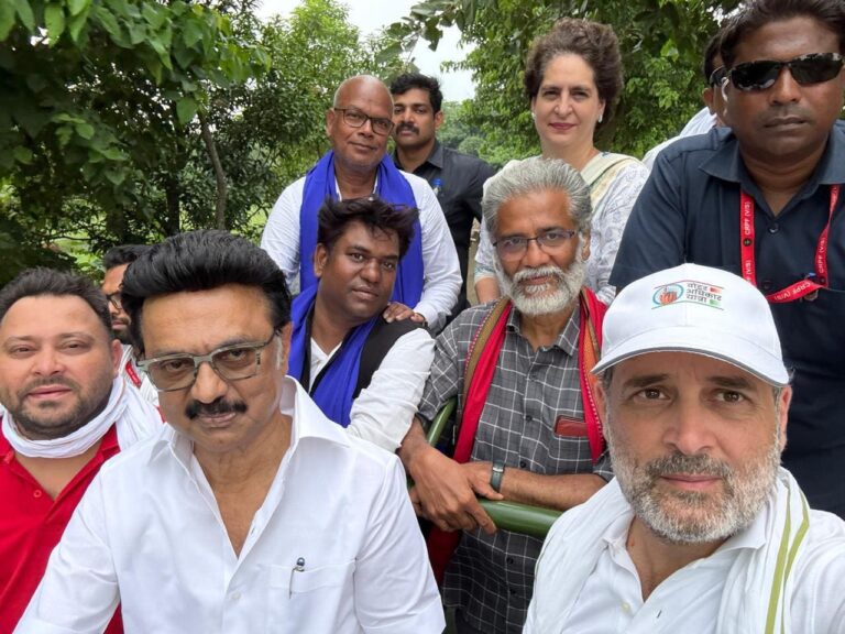 ಬಿಹಾರ| ‘ವೋಟರ್ ಅಧಿಕಾರ್ ಯಾತ್ರೆ’ಯಲ್ಲಿ ತಮಿಳುನಾಡಿನ ಸಿಎಂ ಸ್ಟಾಲಿನ್: ‘ಮತದಾರರ ಹಕ್ಕುಗಳ ಹತ್ಯಾಕಾಂಡ’ ಎಂದು ಬಿಜೆಪಿ ವಿರುದ್ಧ ಆಕ್ರೋಶ