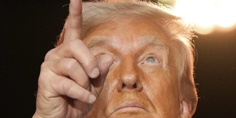 ಆಮದು ಔಷಧಗಳಿಗೆ ಭಾರೀ ಹೊರೆ: ಶೇ.100ರಷ್ಟು ತೆರಿಗೆ ವಿಧಿಸಲು ಟ್ರಂಪ್ ನಿರ್ಧಾರ