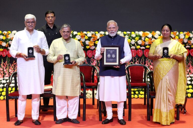 ಆರ್‌ಎಸ್‌ಎಸ್‌ನ ಕೈಗಳಿಗೆ ಮಹಾತ್ಮ ಗಾಂಧಿಯ ರಕ್ತದ ಕಲೆಗಳು ಮೆತ್ತಿಕೊಂಡಿದೆ: ಕಾಂಗ್ರೆಸ್‌