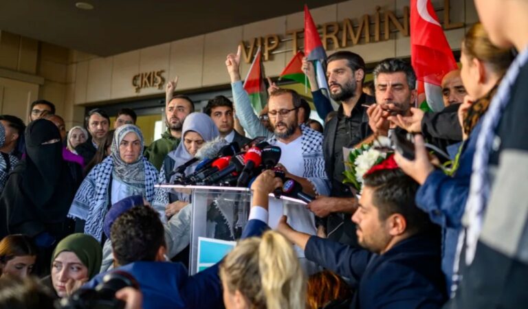 ಗ್ರೇಟಾ ಥನ್‌ಬರ್ಗ್ ಸೇರಿದಂತೆ ಸುಮುದ್ ಫ್ಲೋಟಿಲ್ಲಾ ತಂಡದ ಮೇಲೆ ದೌರ್ಜನ್ಯ: ಇಸ್ರೇಲ್ ವಿರುದ್ದ ಗಂಭೀರ ಆರೋಪ